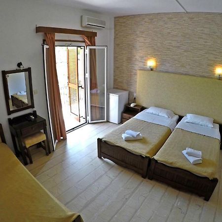 Tina Hotel Dassia  Dış mekan fotoğraf