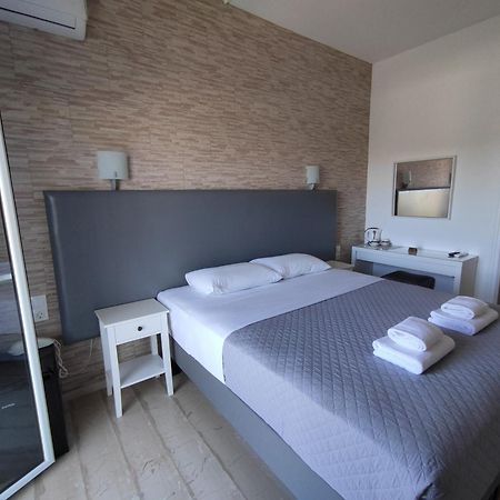 Tina Hotel Dassia  Dış mekan fotoğraf